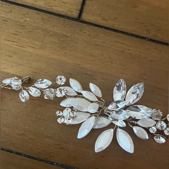 NWOT! Brides & Hairpins RHEA HALO COMB gold bridal comb - Picture 11 of 11